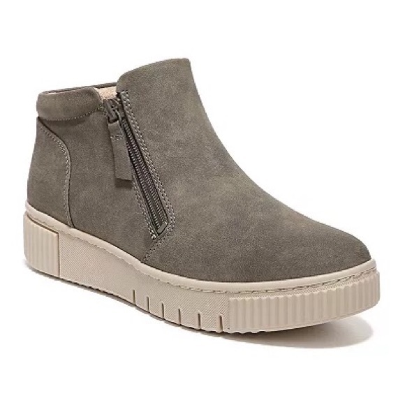 SOUL Naturalizer Shoes - Soul Naturalizer Turner Mid Top Sneaker Bootie Dark Olive Green Size 8